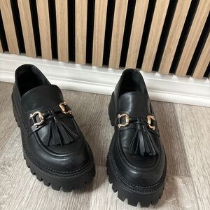 Steve Madden Loafers Size 9